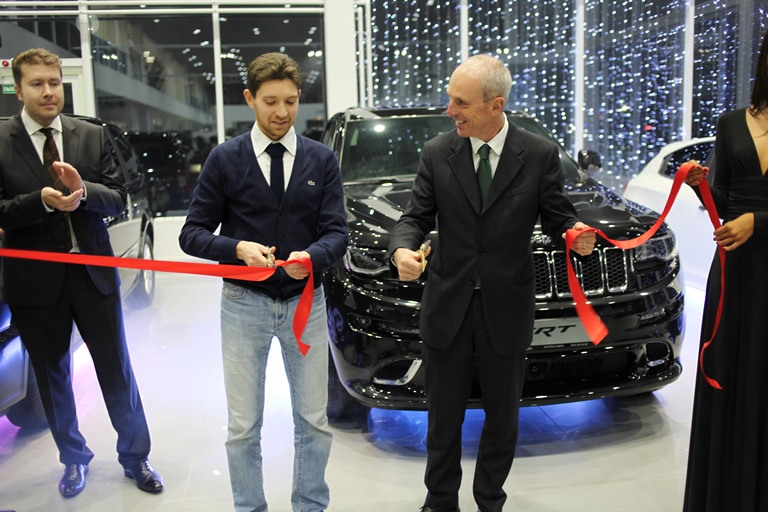 13 ноября в Перми состоялось торжественное открытие нового дилерского центра Crhysler , Jeep, Alfa Romeo компании «САТУРН-Р-АВТО»